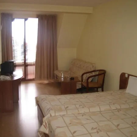 Отель Elica 3*